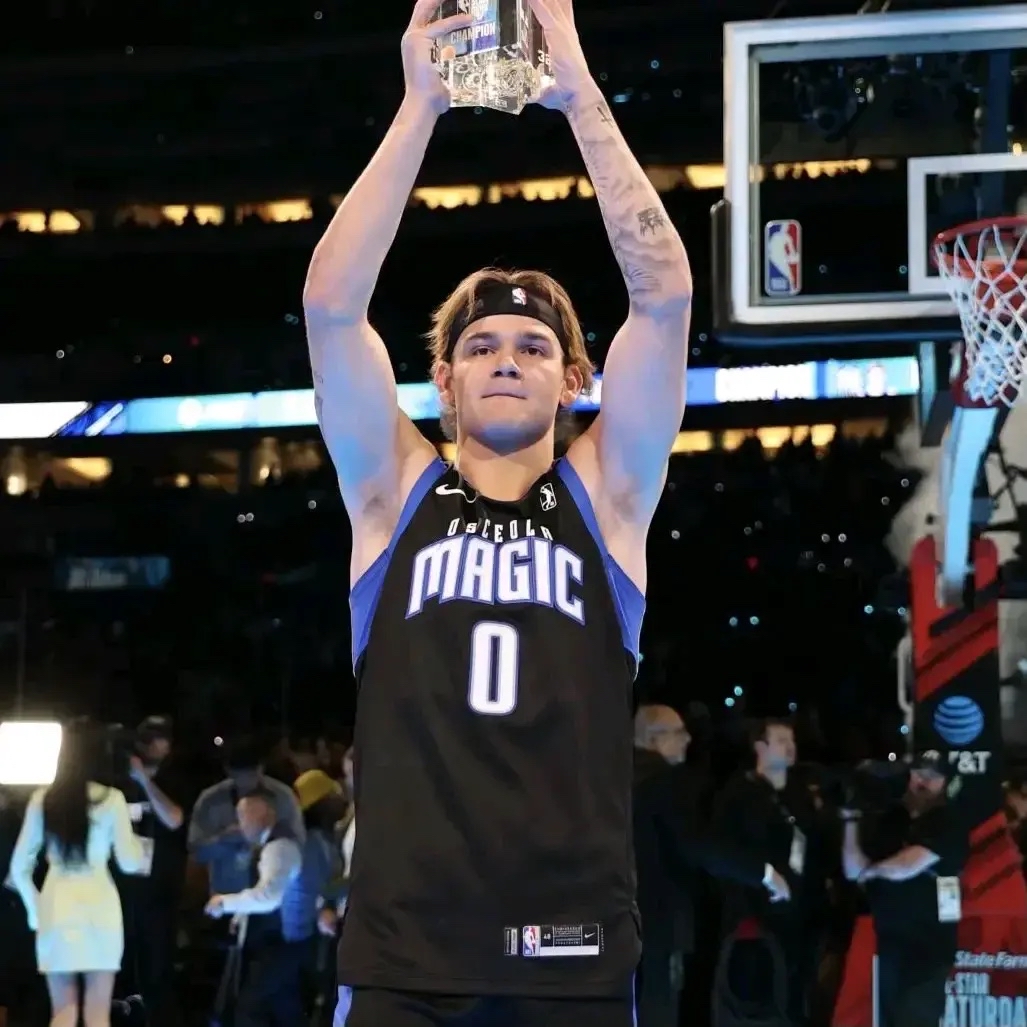 关于赛前奥兰多魔术备战NBA季后赛,防线松动细节曝光,媒体盛赞,轮换策略成焦点的信息-爱游戏官网