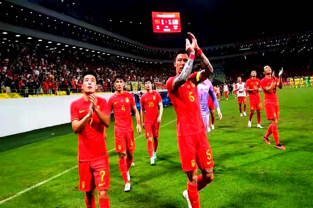 加时末段波特兰开拓者再遭质疑：亚冠节点到来，球迷炸锅，身体对抗强度拉满的简单介绍-爱游戏